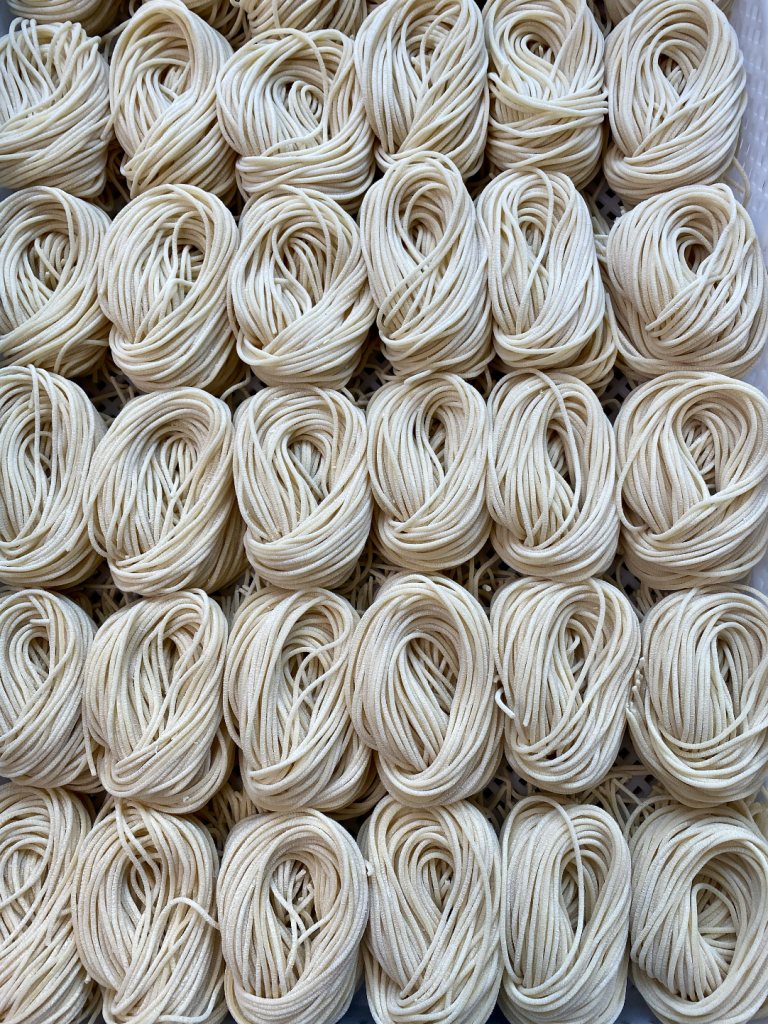 spaghetti trafila pasta fresca